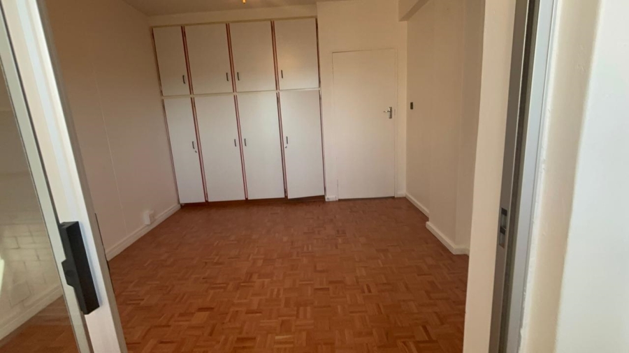 1 Bedroom Property for Sale in Gardens Western Cape
